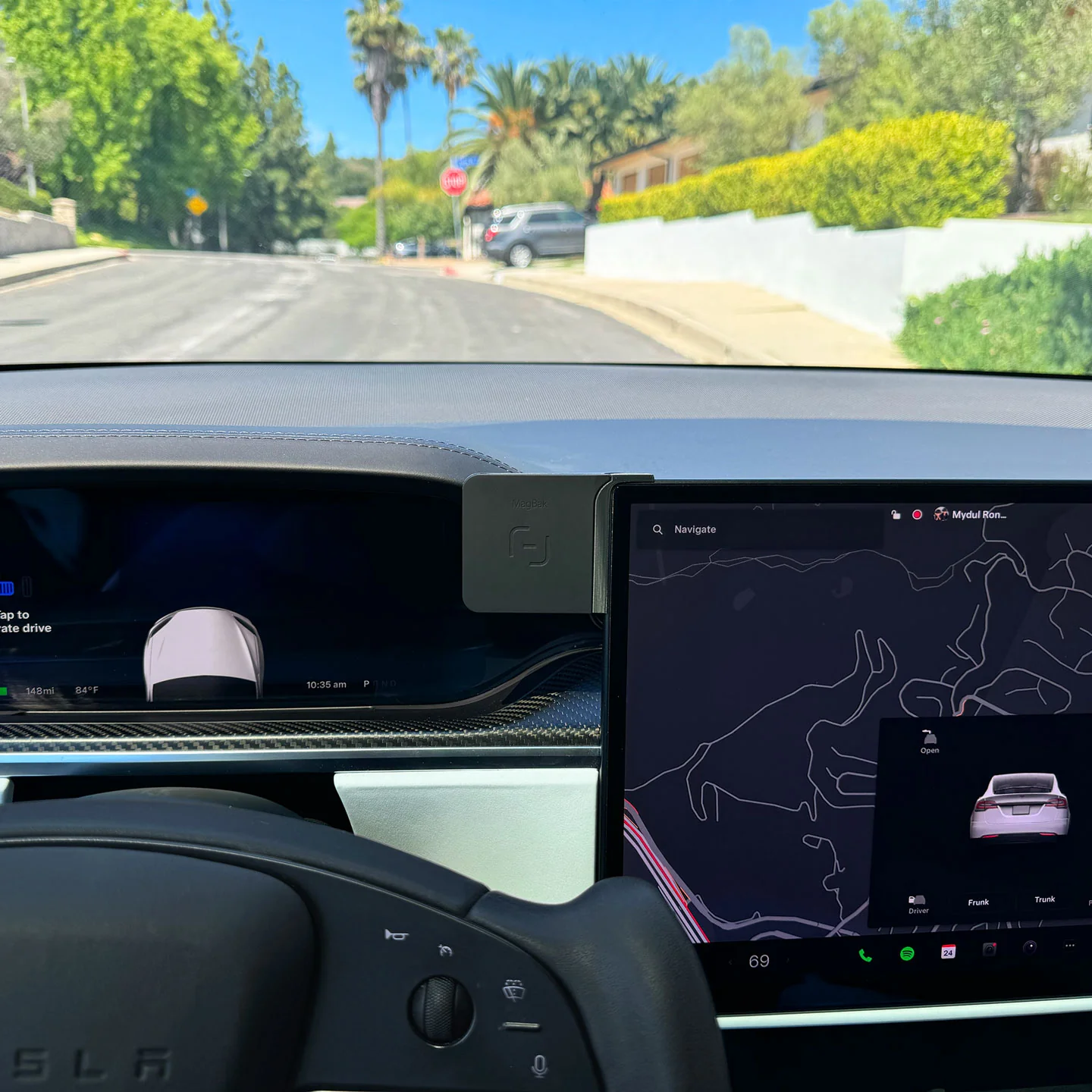 MagBak Phone Mount And Charger for Tesla - Image 48